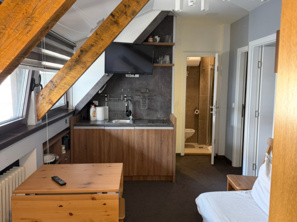 Na prodaju dva moderna apartmana u kompleksu Konaci “Sunčani Vrhovi”