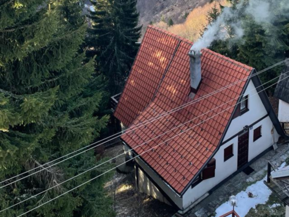 Na prodaju planinska kuća na Kopaoniku – Vikend naselje